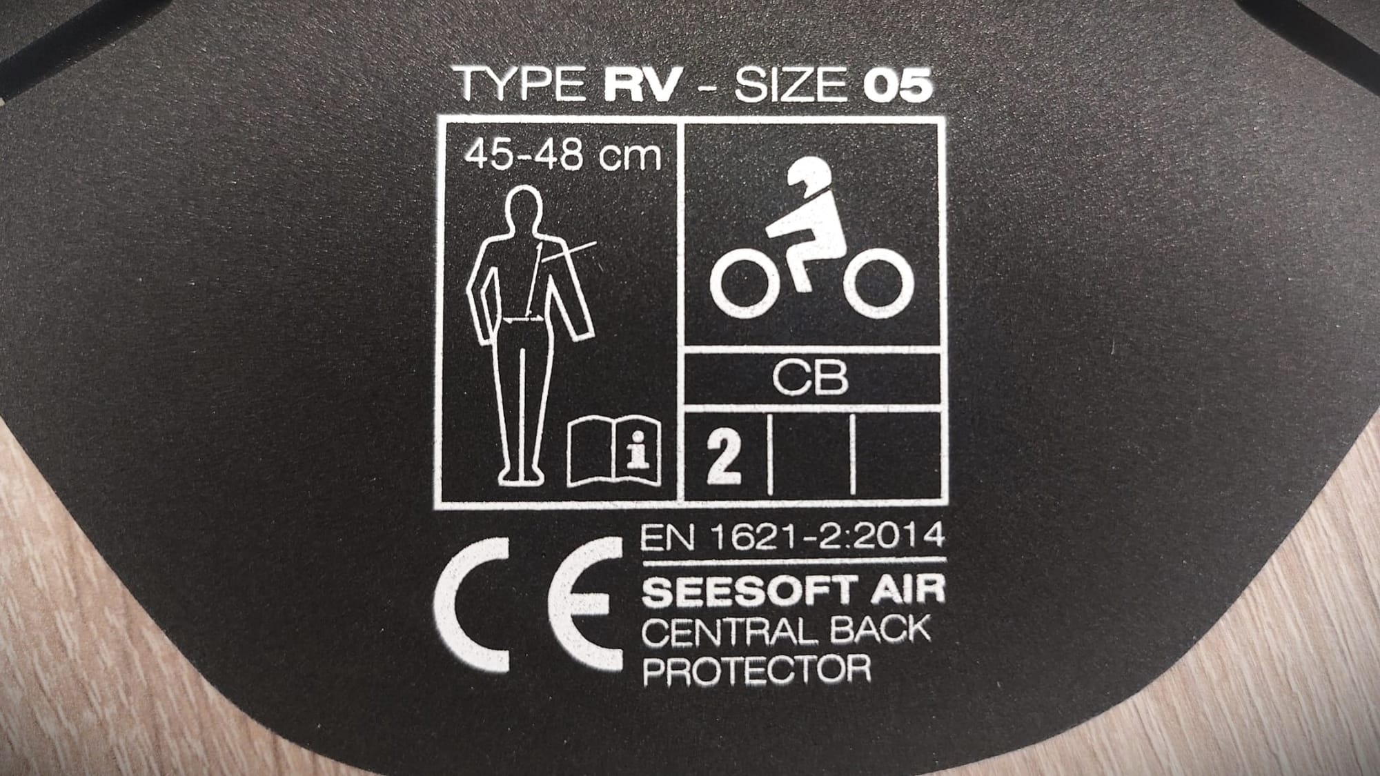 CE-label van een rugprotector